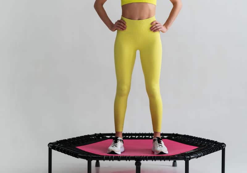Como utilizar a cama elastica do jump mulher fitness em cima do trampolim