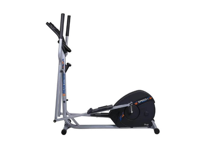 Elíptico Magnético Dream Speed em um fundo branco 